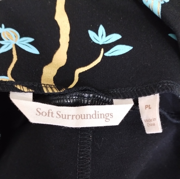 NEW Soft Surroundings Chinoiserie Foil Printed Metallic Pants - Picture 9 of 10